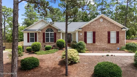 2 Minikahada Trl, Pinehurst, NC 28374