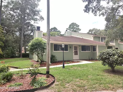 46 Quarterdeck, New Bern, NC 28562 photo 3