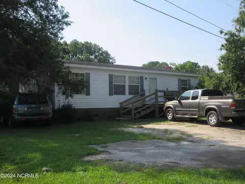 142 Holly Cres, Grandy, NC 27939
