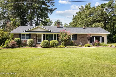 101 Shore Dr, Bath, NC 27808 photo 2