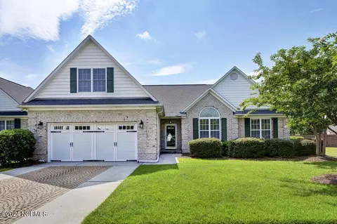 408 New Kent Dr, Wilmington, NC 28405