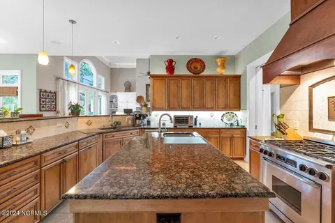 Kitchen - 103 Strathaven Ct, Pinehurst, NC 28374 photo 3 of 6