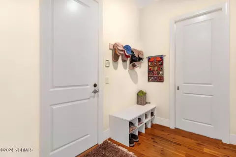 Entry Way - 103 Strathaven Ct, Pinehurst, NC 28374 photo 5 of 6