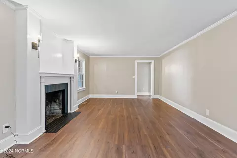 413 E Cliff St, Wallace, NC 28466 photo 11