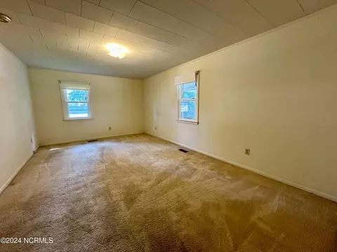 607 Smith Chapel Rd, Mount Olive, NC 28365 photo 8