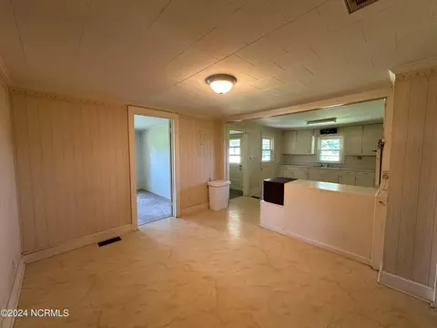 607 Smith Chapel Rd, Mount Olive, NC 28365 photo 3