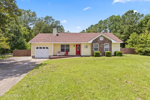 209 Vandergrift Dr, Jacksonville, NC 28540