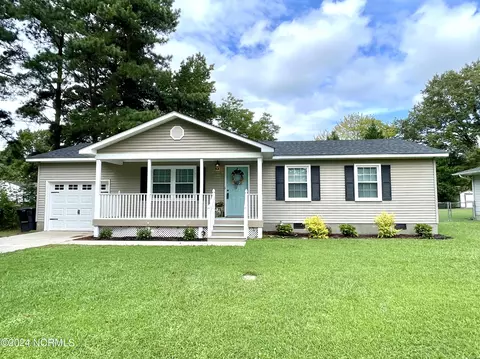 813 Briarwood Rd, Elizabeth City, NC 27909