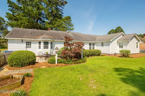 1503 Sutton Dr, Kinston, NC 28501 photo 11