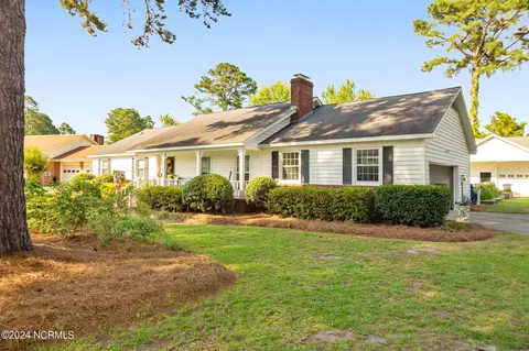 1503 Sutton Dr, Kinston, NC 28501 photo 5