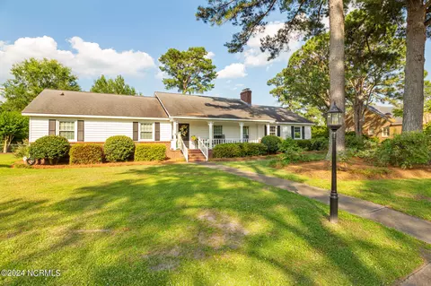 1503 Sutton Dr, Kinston, NC 28501 photo 3
