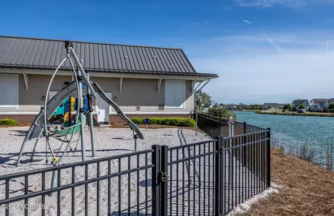 Exterior - 6025 Moonshell Loop, Wilmington, NC 28412 photo 4 of 4