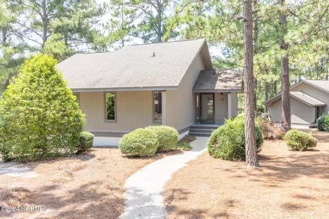 110 Barton Hills Ct, Pinehurst, NC 28374 photo 2