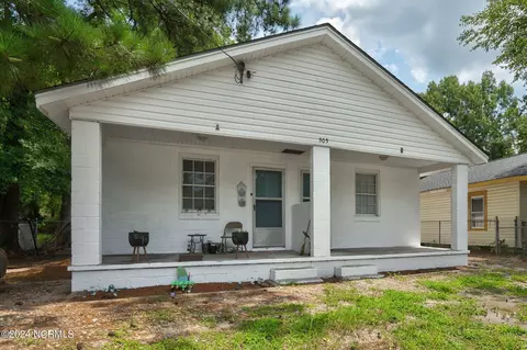 505 New Bern St SE, Wilson, NC 27893