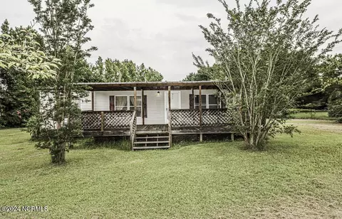 5167 Temperance Hall Rd, Elm City, NC 27822