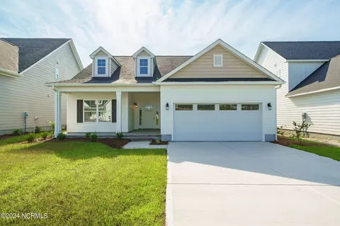 204 Windswept Ln, Beaufort, NC 28516