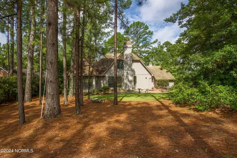Exterior - 620 Diamondhead Dr S, Pinehurst, NC 28374 photo 17 of 20