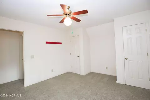 Bedroom - 620 Diamondhead Dr S, Pinehurst, NC 28374 photo 6 of 10
