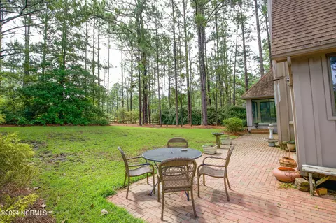 Exterior - 620 Diamondhead Dr S, Pinehurst, NC 28374 photo 10 of 20