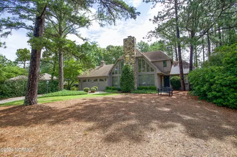 Exterior - 620 Diamondhead Dr S, Pinehurst, NC 28374 photo 4 of 20