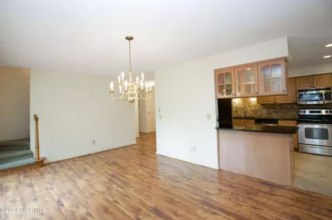 Dining - 620 Diamondhead Dr S, Pinehurst, NC 28374 photo 2 of 3