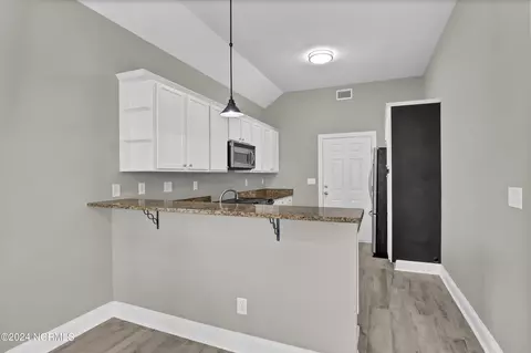 205 Castle Bay Dr, Hampstead, NC 28443 photo 6