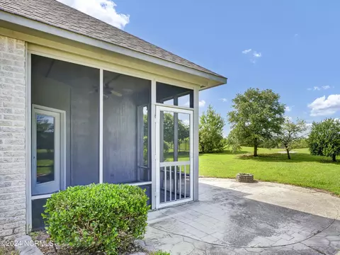 205 Castle Bay Dr, Hampstead, NC 28443 photo 25