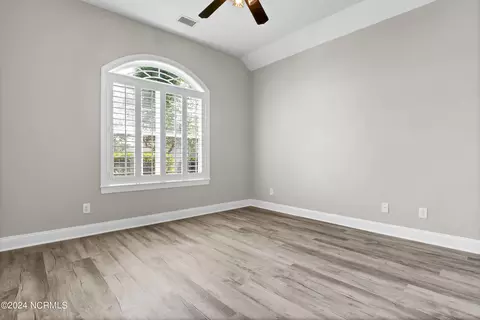 205 Castle Bay Dr, Hampstead, NC 28443 photo 16