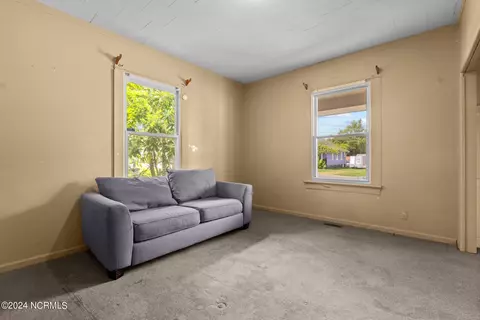 107 W D St, Erwin, NC 28339 photo 13
