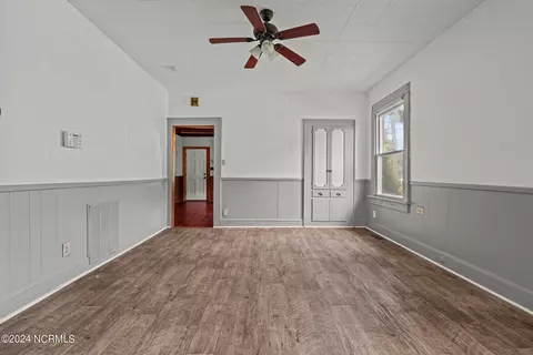 107 W D St, Erwin, NC 28339 photo 22