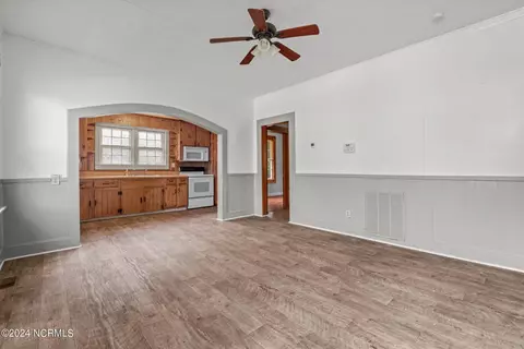 107 W D St, Erwin, NC 28339 photo 25