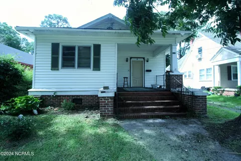 113 Brinkley Ave, Plymouth, NC 27962