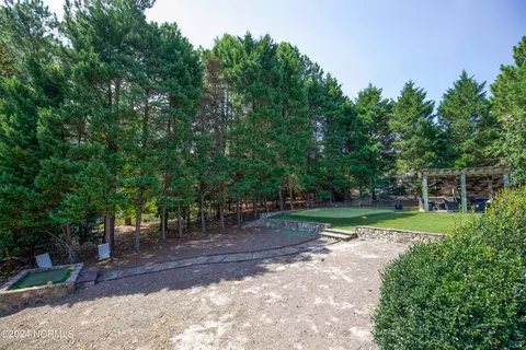 Exterior - 6 Vardon Rd, Pinehurst, NC 28374 photo 15 of 24