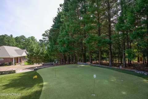 Exterior - 6 Vardon Rd, Pinehurst, NC 28374 photo 14 of 24