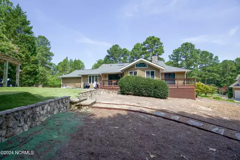 Exterior - 6 Vardon Rd, Pinehurst, NC 28374 photo 19 of 24