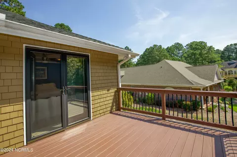 Exterior - 6 Vardon Rd, Pinehurst, NC 28374 photo 5 of 24