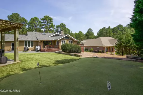 Exterior - 6 Vardon Rd, Pinehurst, NC 28374 photo 16 of 24