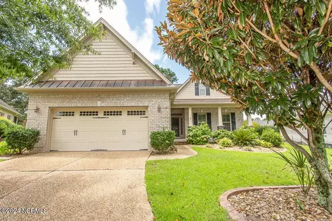 1208 Liset Ct SE, Bolivia, NC 28422