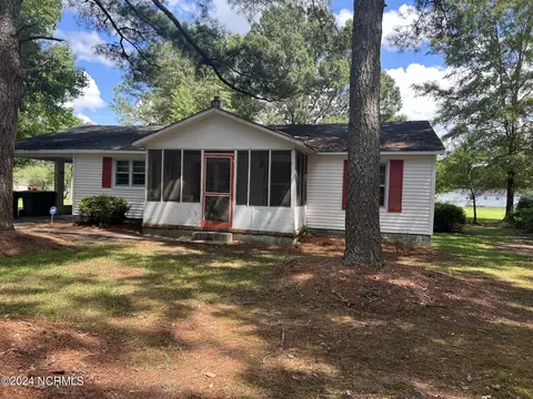 1209 Newsome St, Tarboro, NC 27886