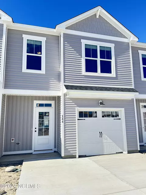 144 Jansen Ln, Winnabow, NC 28479