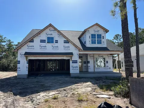 2311 Crescent Bay Dr, Southport, NC 28461
