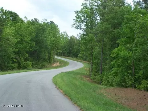 124 Sunset Rdg, Rockingham, NC 28379
