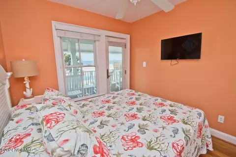 Bedroom - 175 Atlantic Blvd, Atlantic Beach, NC 28512 photo 8 of 16
