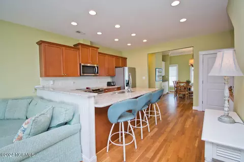 Kitchen - 175 Atlantic Blvd, Atlantic Beach, NC 28512 photo 3 of 3