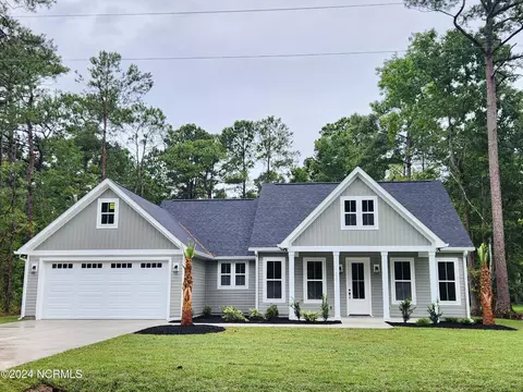 515 Briarwood Dr NW, Calabash, NC 28467