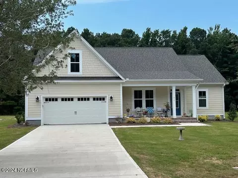 615 Windward Dr, Oriental, NC 28571