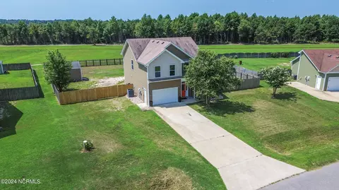 View/Area - 106 Pond Pine Loop, Currituck, NC 27929 photo 4 of 10