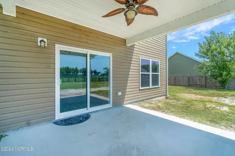 Exterior - 106 Pond Pine Loop, Currituck, NC 27929 photo 2 of 5