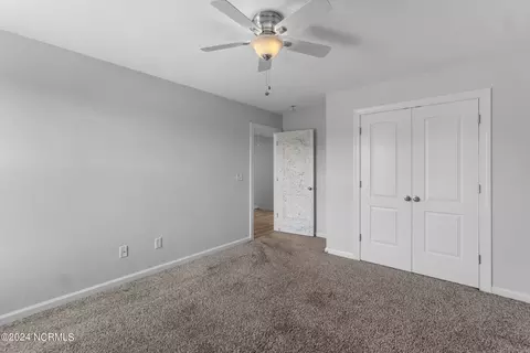 Bedroom - 106 Pond Pine Loop, Currituck, NC 27929 photo 2 of 3