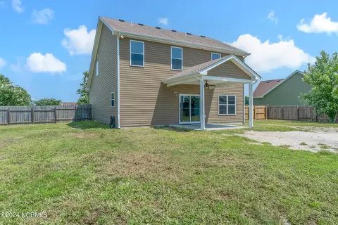 Exterior - 106 Pond Pine Loop, Currituck, NC 27929 photo 4 of 5